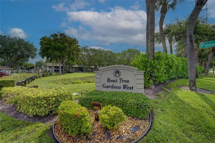 9965 Pineapple Tree Dr #203, Boynton Beach, FL 33436 - Image #2