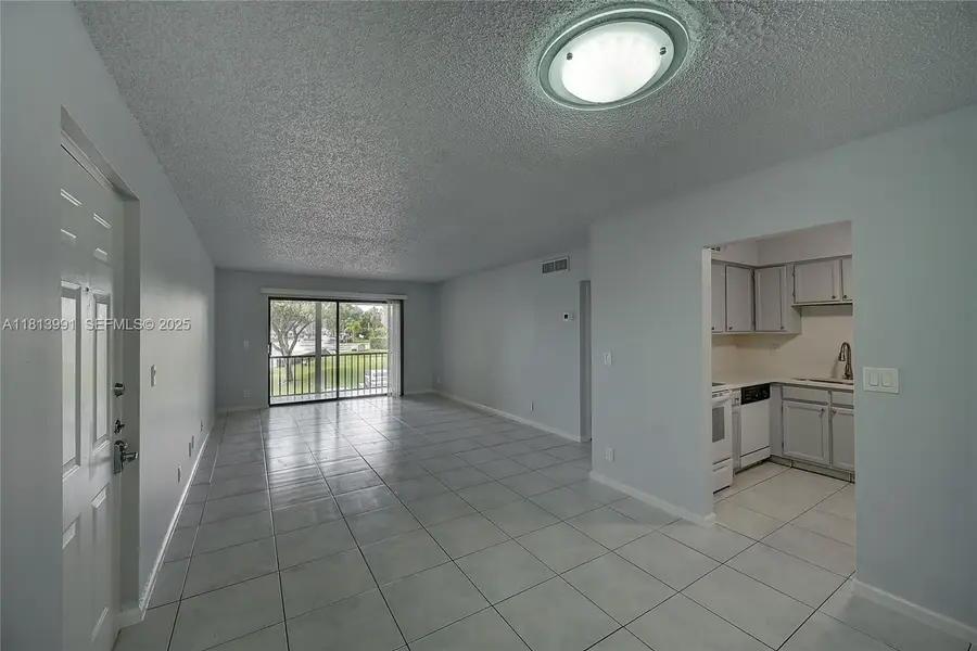 9965 Pineapple Tree Dr #203, Boynton Beach, FL 33436 - Image #3