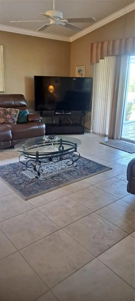 520 NW 166th Ave, Pembroke Pines, FL 33028 - Image #3