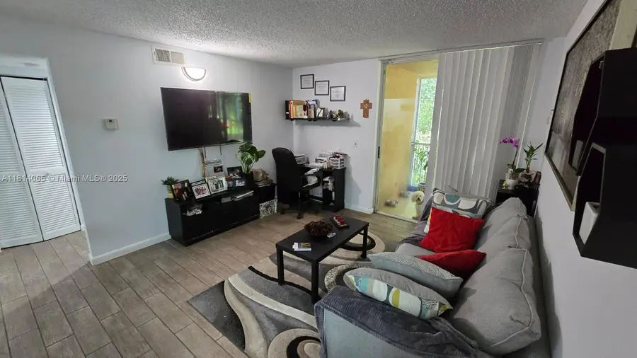 3995 W Mcnab Rd #B212, Pompano Beach, FL 33069 - Image #2