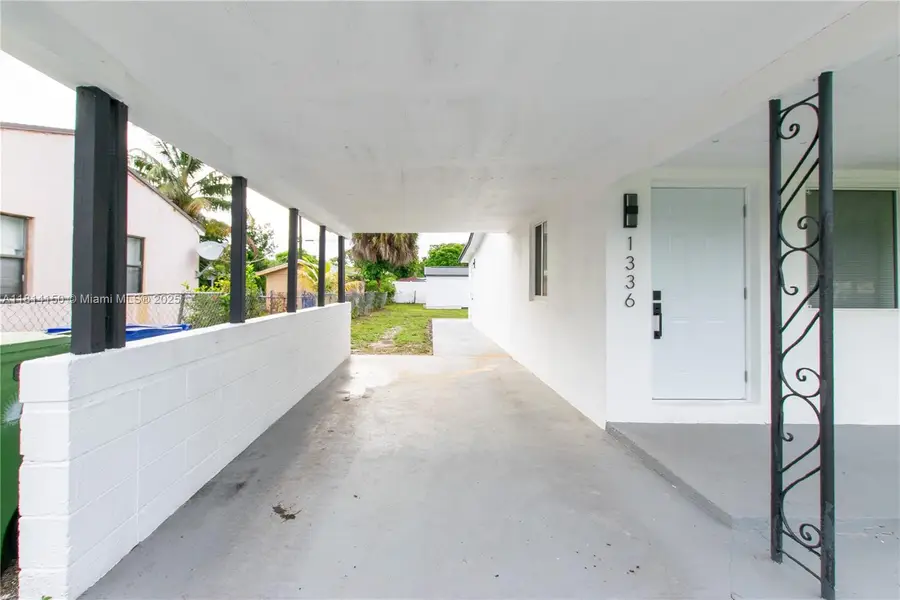 1336 NW 6th Ave, Fort Lauderdale, FL 33311 - Image #3