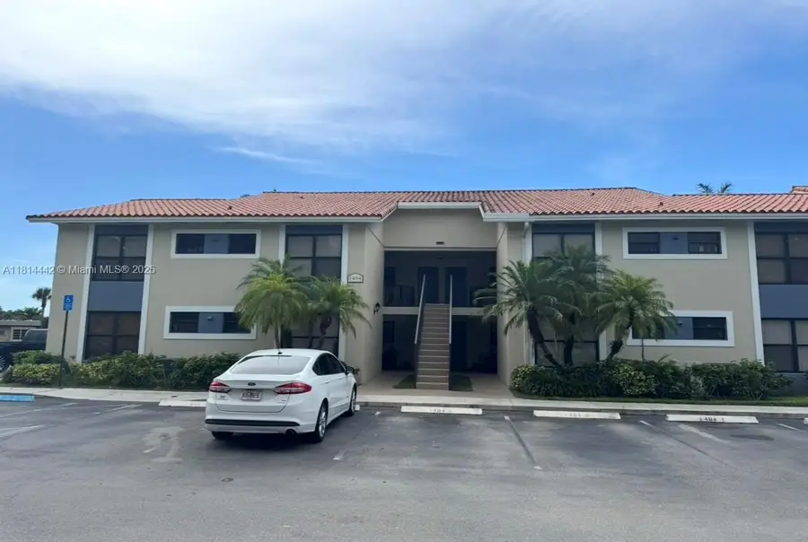 1484 Lake Crystal Dr #E, West Palm Beach, FL 33411 - Image #3