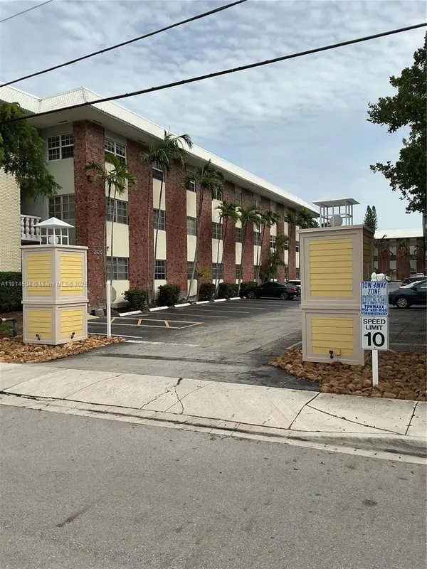 2426 SE 17th Cswy #109A, Fort Lauderdale, FL 33316