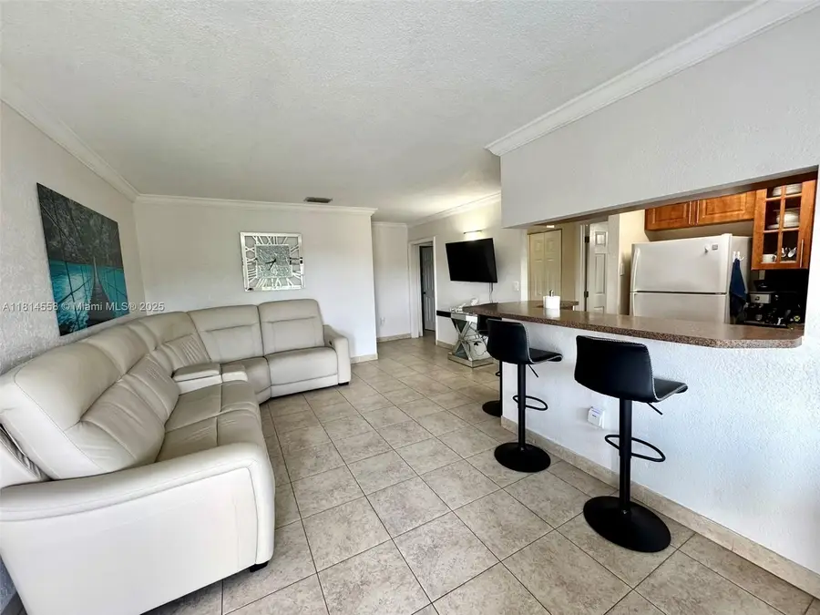 4050 NW 135th St #15-11, Opa Locka, FL 33054 - Image #2