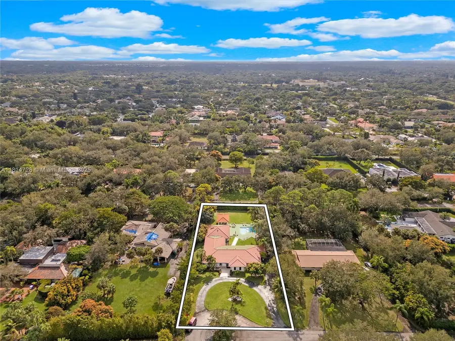 9470 SW 97th St, Miami, FL 33176 - Image #3