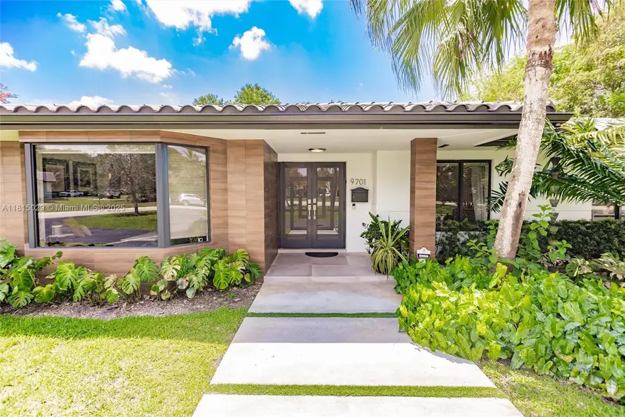 9701 SW 96th Ct, Miami, FL 33176 - Image #2