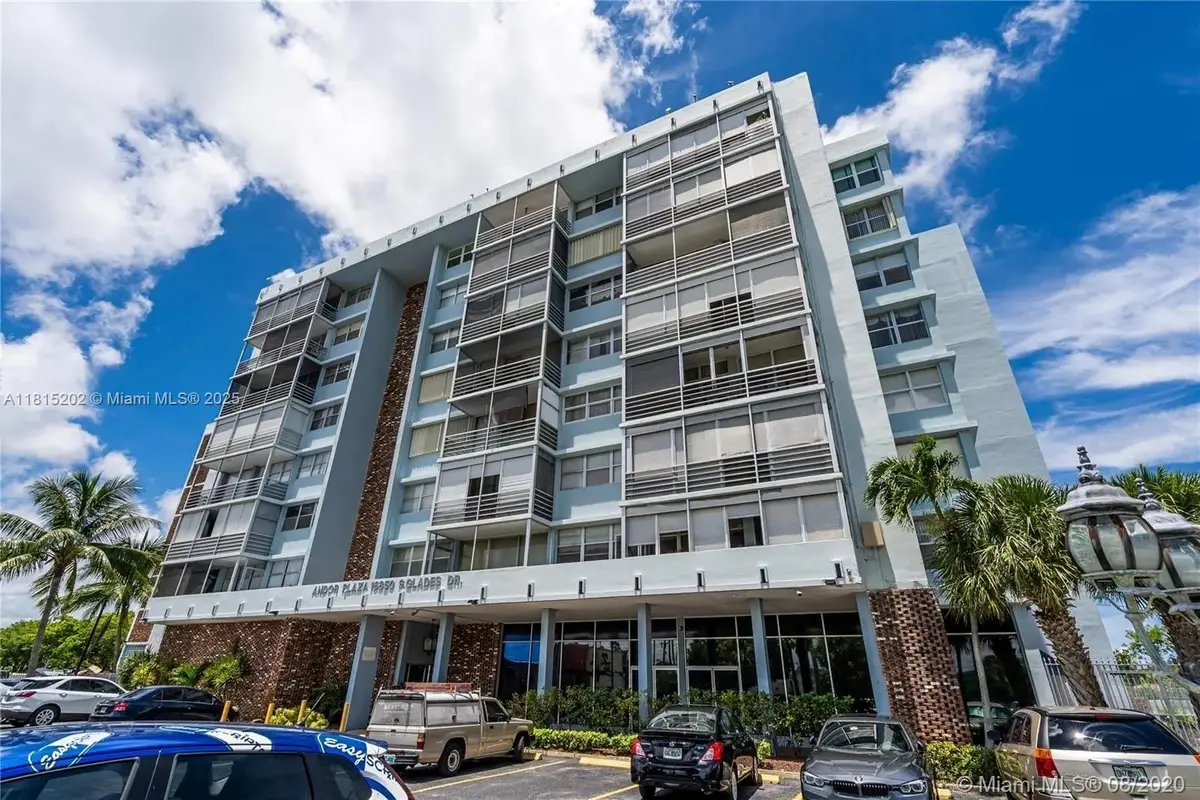 16850 S Glades Dr #8G, North Miami Beach, FL 33162 - Image #1