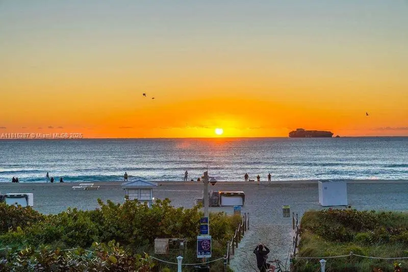 465 Ocean Dr #315, Miami Beach, FL 33139 - Image #1