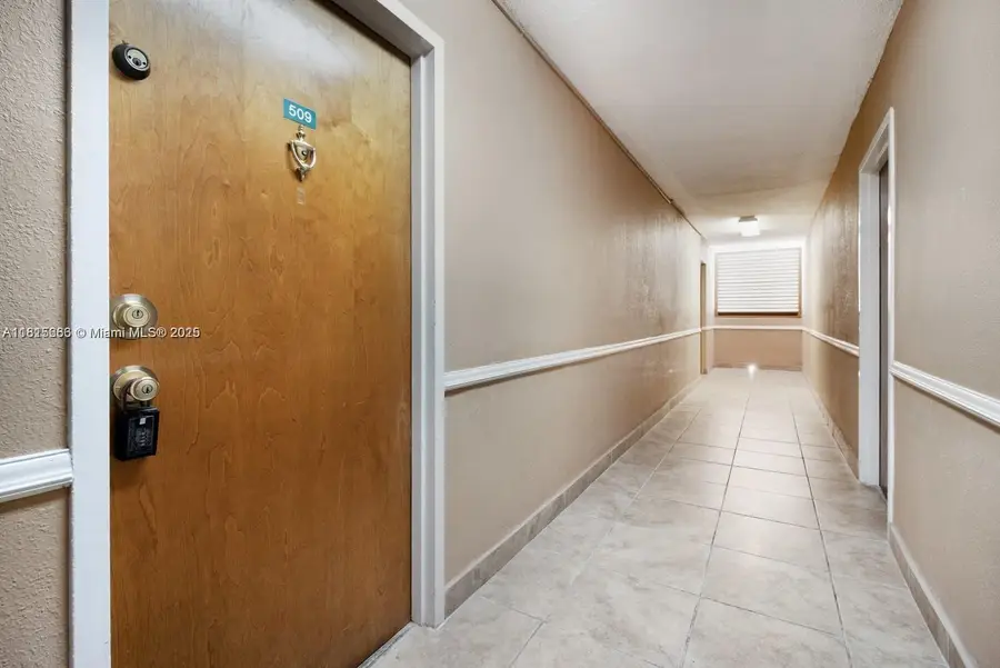 2055 SW 122nd Ave #509, Miami, FL 33175 - Image #2