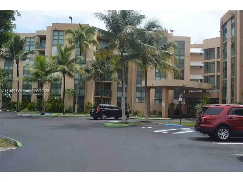 2075 SW 122nd Ave #227, Miami, FL 33175 - Image #1