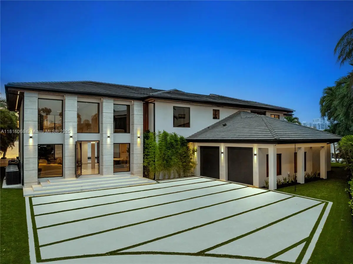 3209 NE 169th St, North Miami Beach, FL 33160 - Image #1