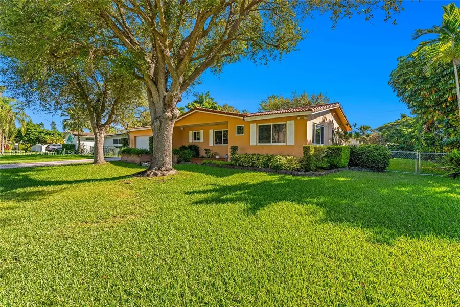 17221 SW 87th Ct, Palmetto Bay, FL 33157 - Image #3