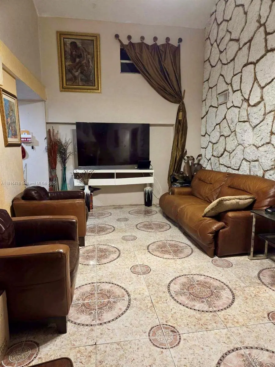 4441 NW 36th Ct, Lauderdale Lakes, FL 33319 - #3