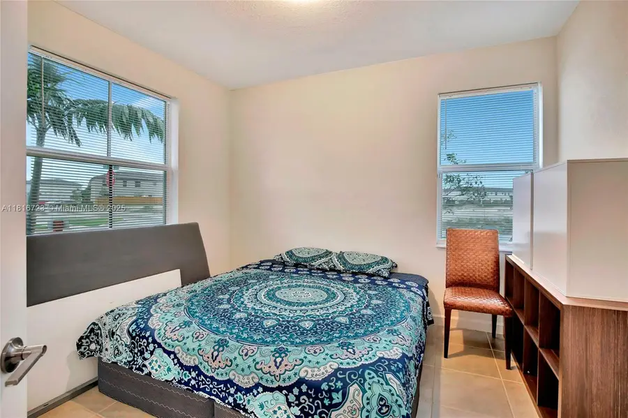 12210 NW 24th Pl, Miami, FL 33167 - Image #3