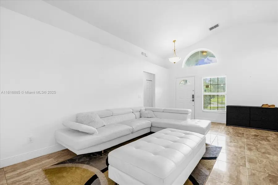 401 Oxford Drive, Davenport, FL 33897 - Image #3