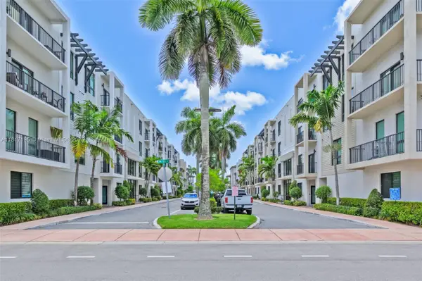 4740 NW 84th Ct #38, Doral, FL 33166