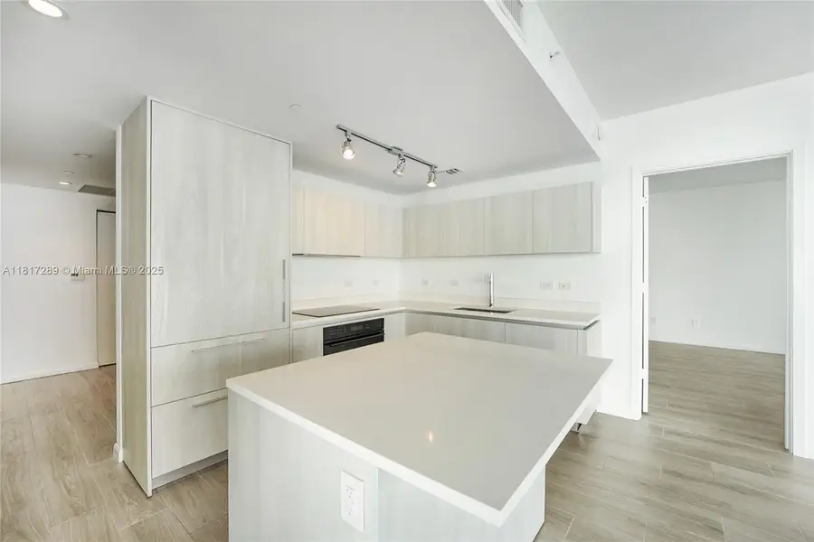 3131 NE 7th Ave #3101, Miami, FL 33137 - #3