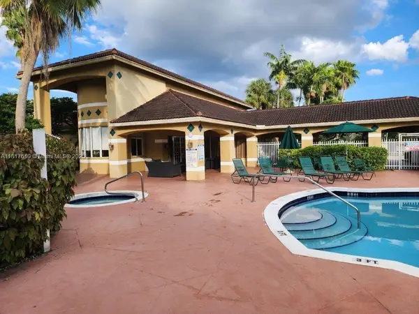 460 S Park Rd #6-209, Hollywood, FL 33021