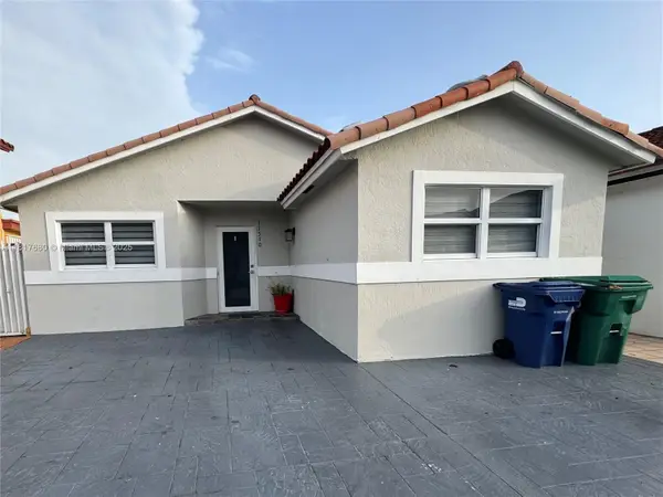 11510 SW 7th St, Sweetwater, FL 33174