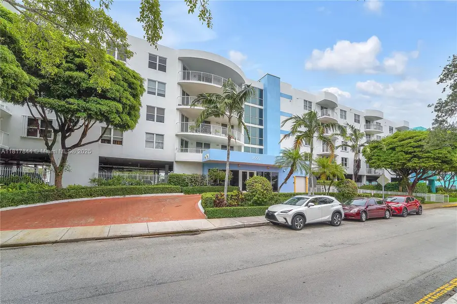 1555 N Treasure Dr #304, North Bay Village, FL 33141 - Image #2