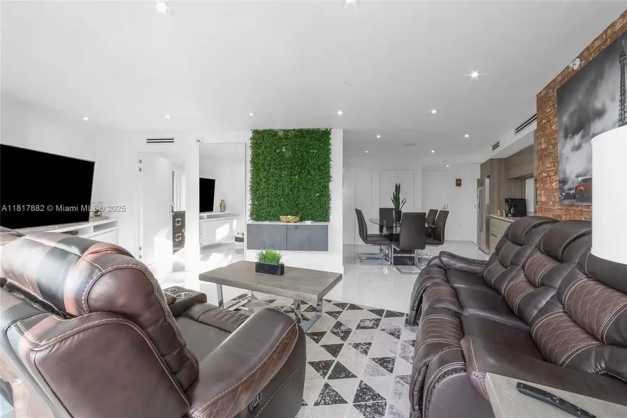 6620 Indian Creek Dr #304, Miami Beach, FL 33141 - Image #3