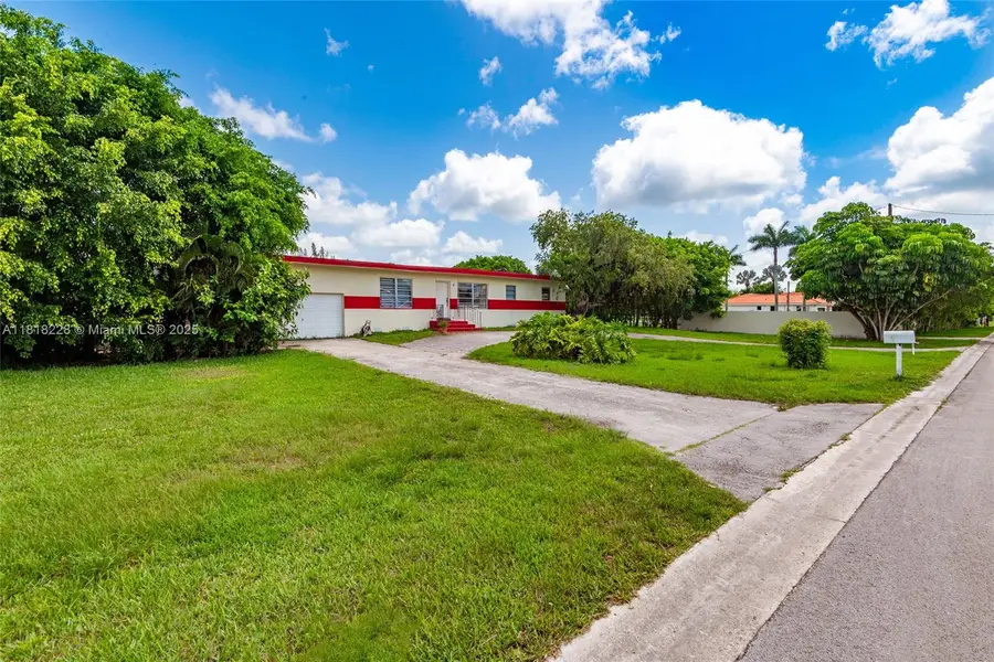 12445 SW 46th St, Miami, FL 33175 - Image #2