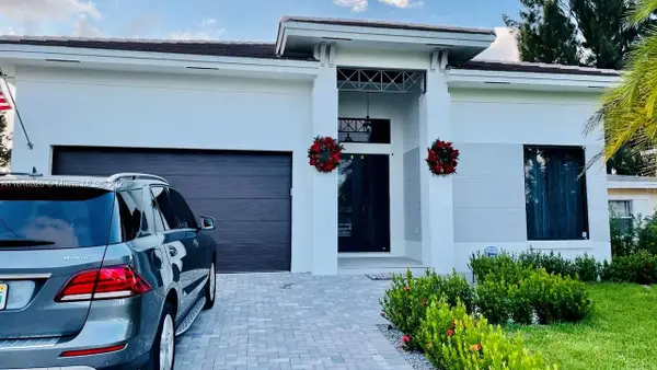 1951 SW 28th Ave, Fort Lauderdale, FL 33312