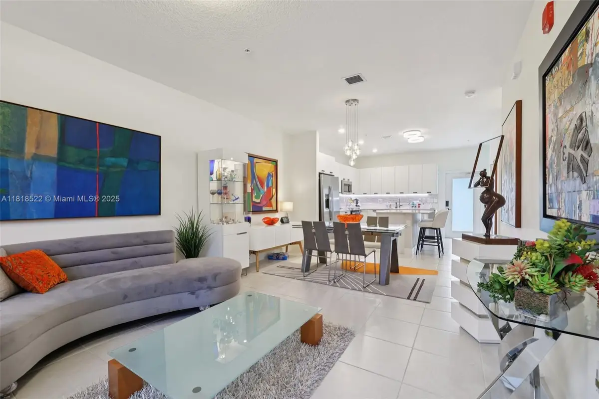 8001 NW 41st St #F-112, Doral, FL 33166 - Image #1