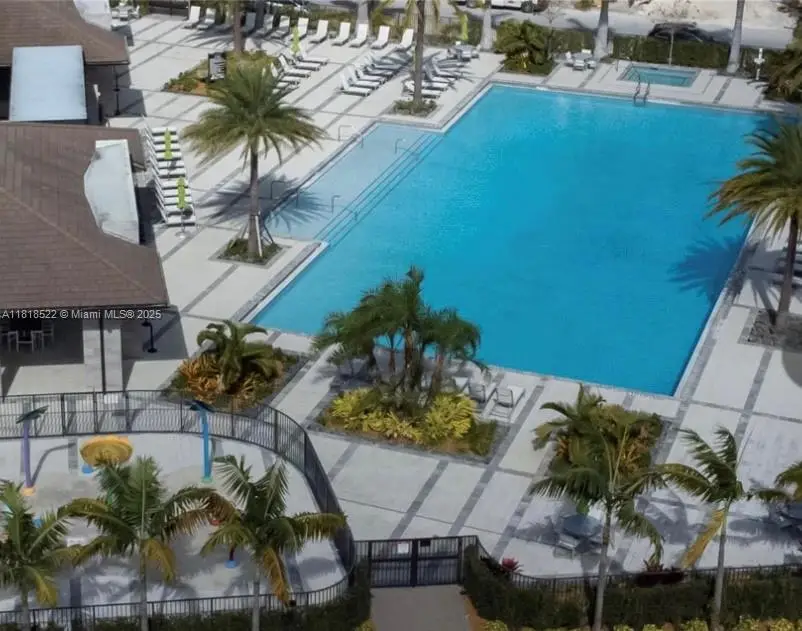 8001 NW 41st St #F-112, Doral, FL 33166 - Image #3