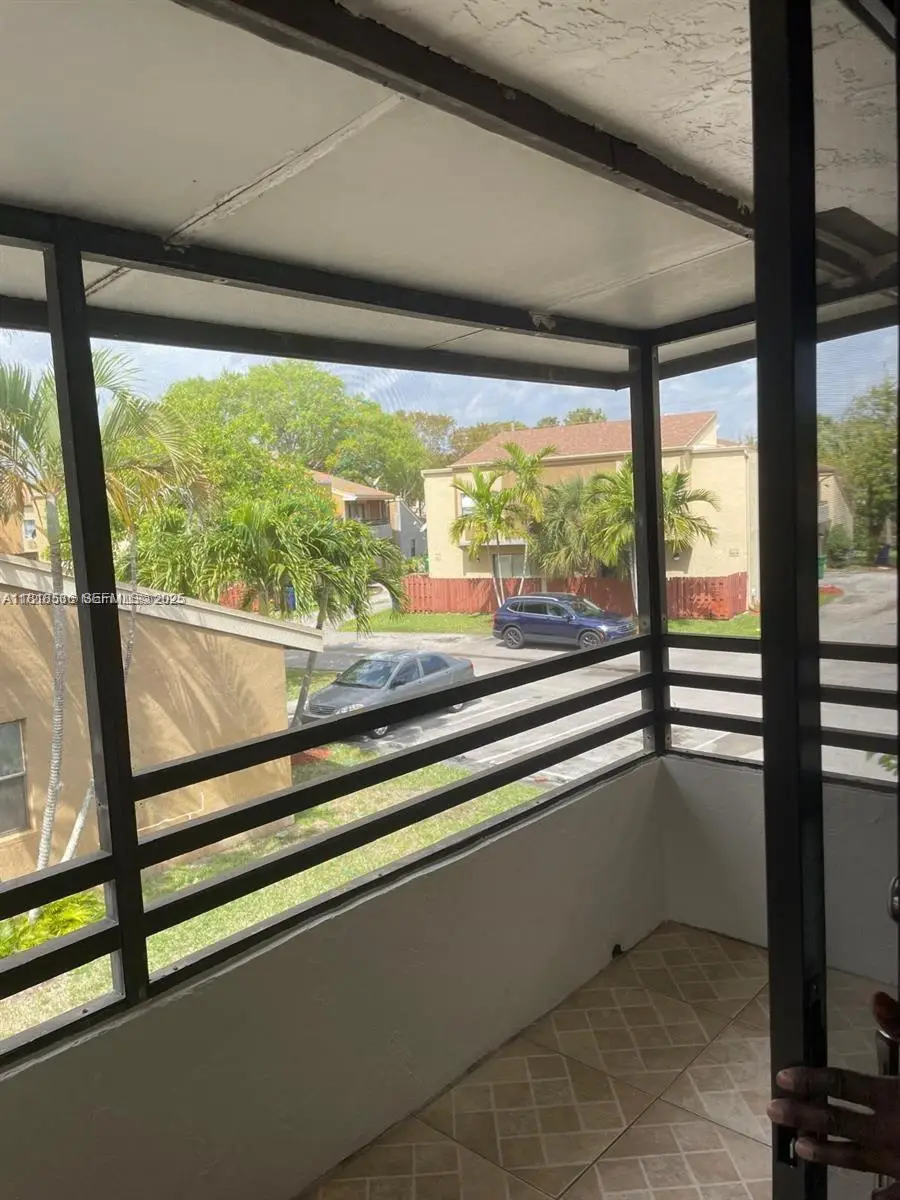 8409 N Missionwood Cir #D-30, Miramar, FL 33025 - #3