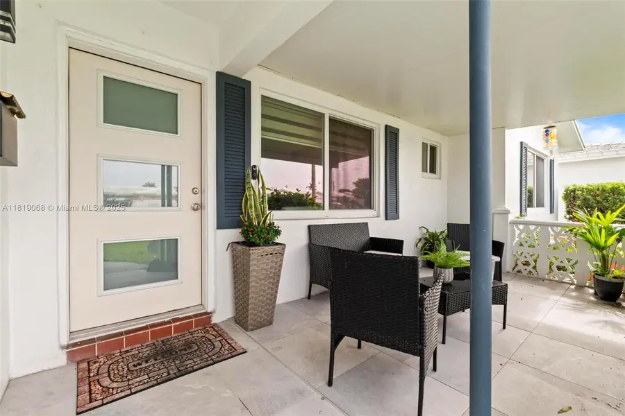 131 NW 31st Ct, Pompano Beach, FL 33064 - Image #2