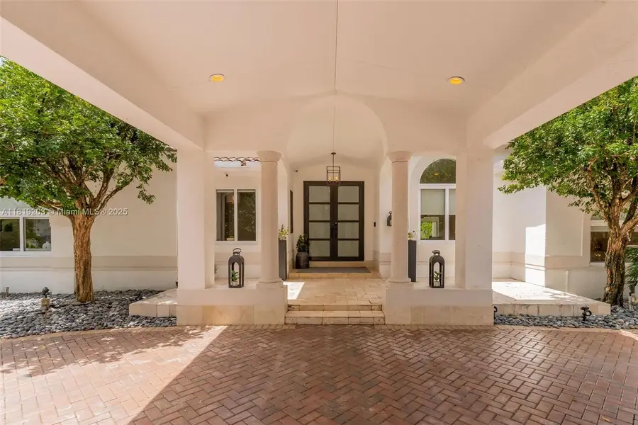 9532 SW 124th Ter, Miami, FL 33176 - Image #2