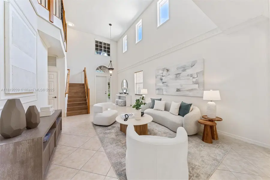 19421 Stonebrook St, Weston, FL 33332 - Image #3