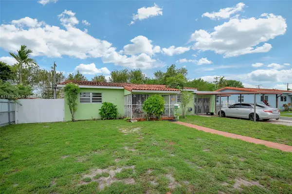 1150 W 69th Pl, Hialeah, FL 33014