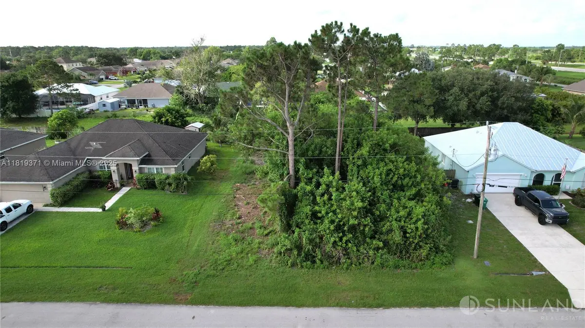 1574 Hackensack Ave, Port Saint Lucie, FL 34953 - Image #1