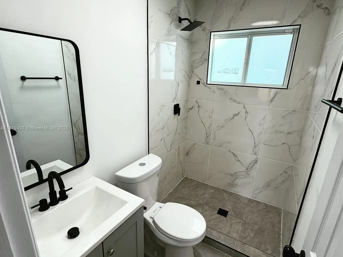 516 NW 18th Ave, Fort Lauderdale, FL 33311 - Image #1