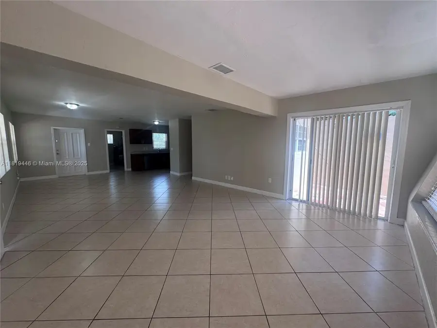 7491 Fillmore St, Hollywood, FL 33024 - Image #3