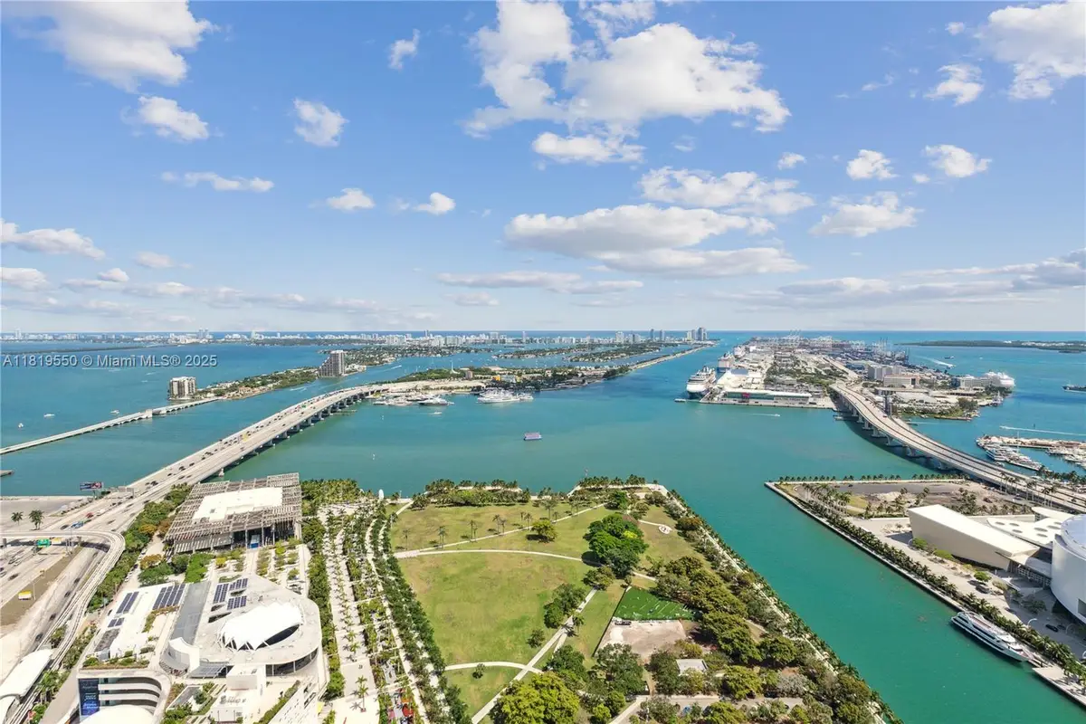 1000 Biscayne Blvd #4401, Miami, FL 33132 - Image #1