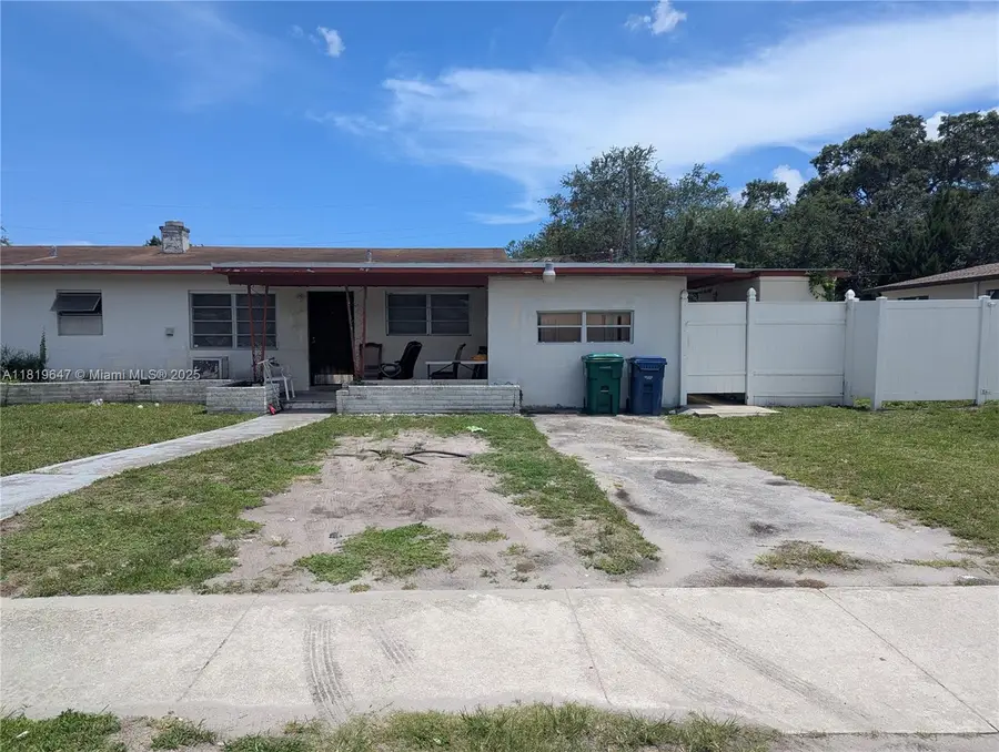 950 NE 172nd St, Miami, FL 33162 - Image #3