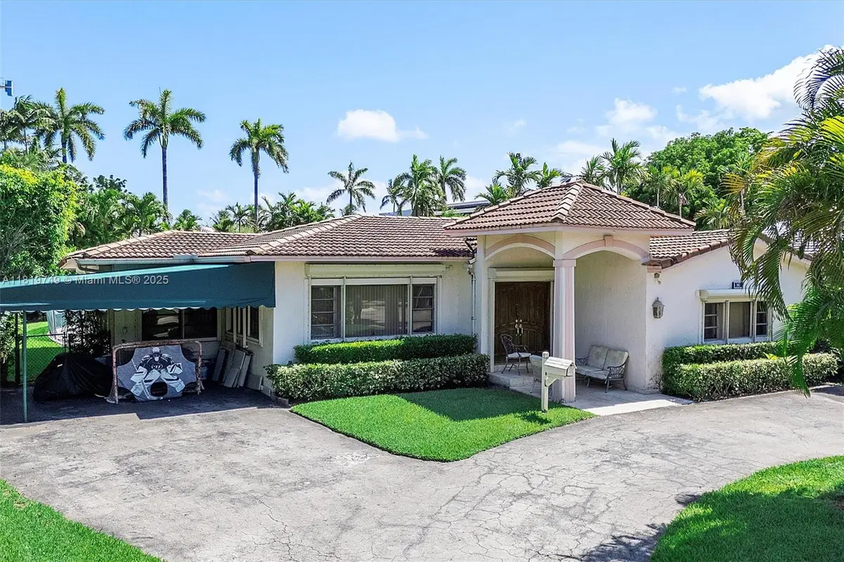 96 Bal Cross Dr, Bal Harbour, FL 33154 - Image #1