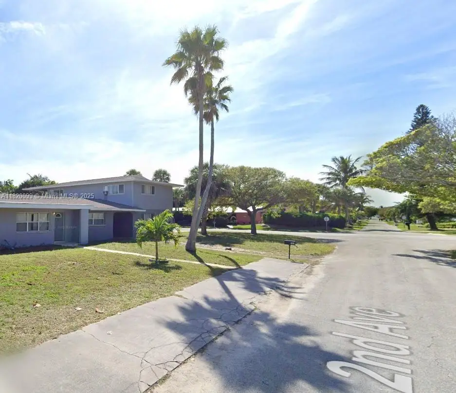 351 N Shannon Ave, Indialantic, FL 32903 - Image #1