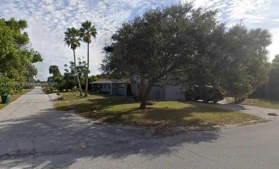 351 N Shannon Ave, Indialantic, FL 32903 - Image #2