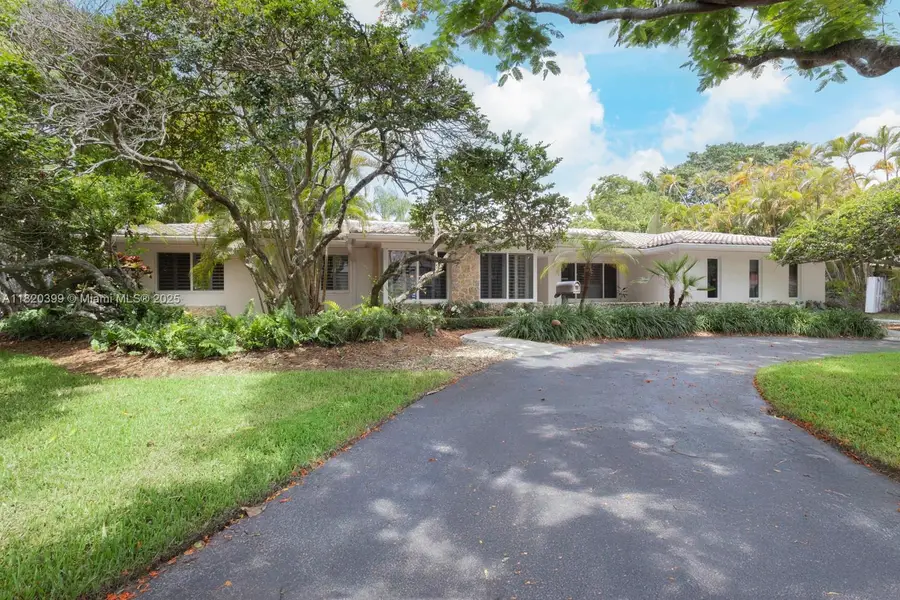 11900 SW 72nd Pl, Pinecrest, FL 33156 - Image #3