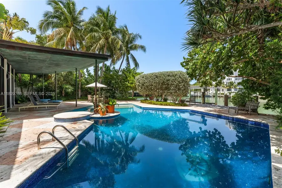 6165 Pine Tree Dr, Miami Beach, FL 33140 - Image #3