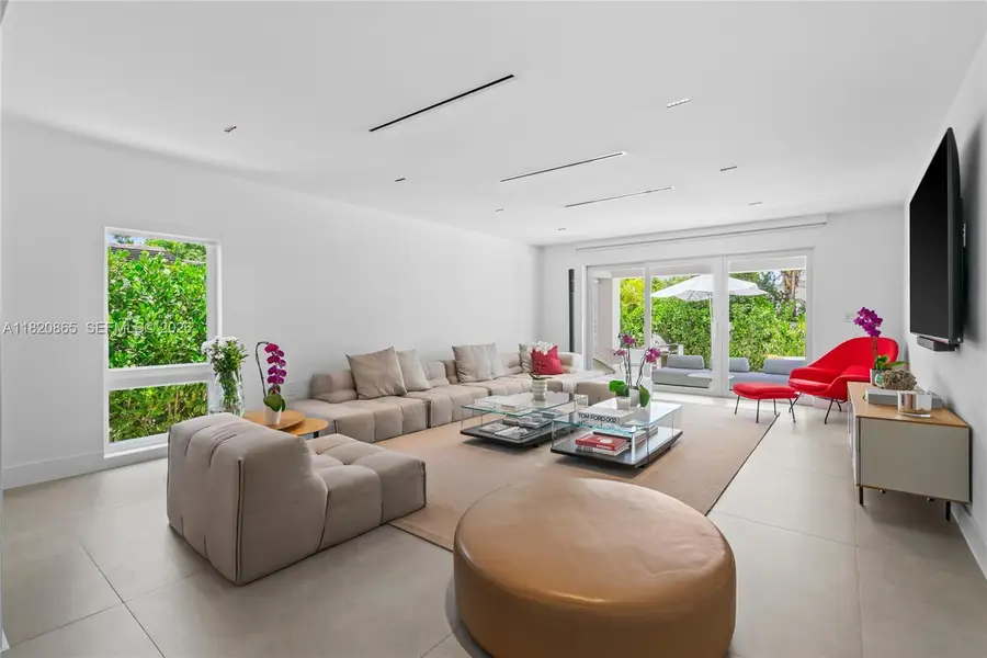 9033 Emerson Ave, Surfside, FL 33154 - Image #2