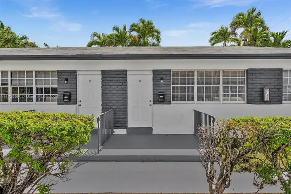 740 84th St, Miami Beach, FL 33141