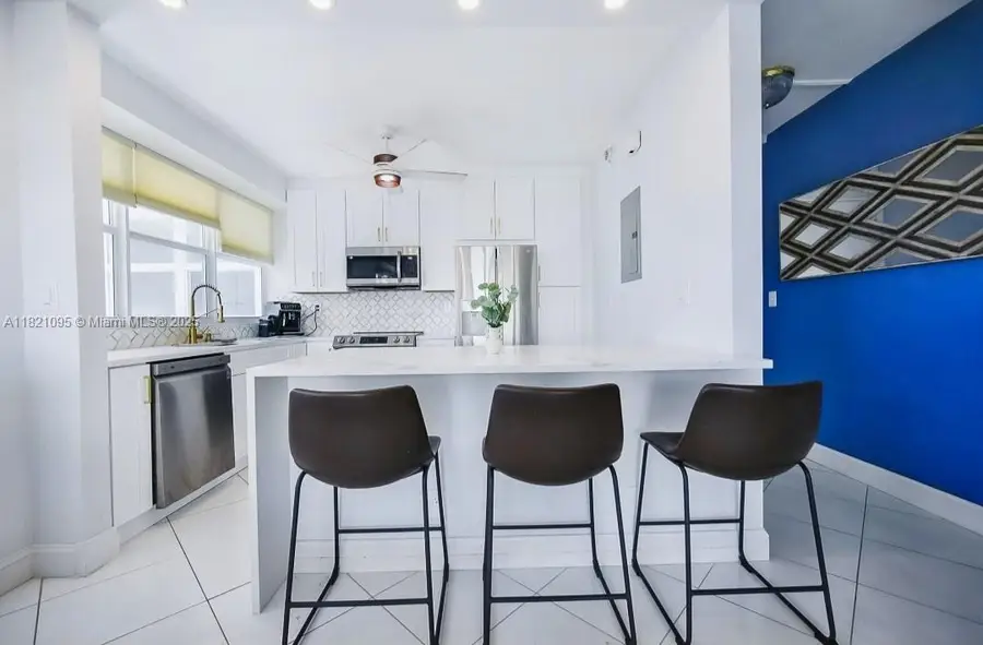 1920 S Ocean Dr #901, Fort Lauderdale, FL 33316 - Image #3