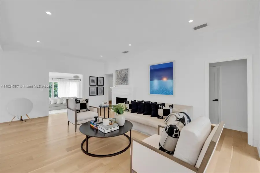 7431 Coquina Dr, North Bay Village, FL 33141 - Image #2