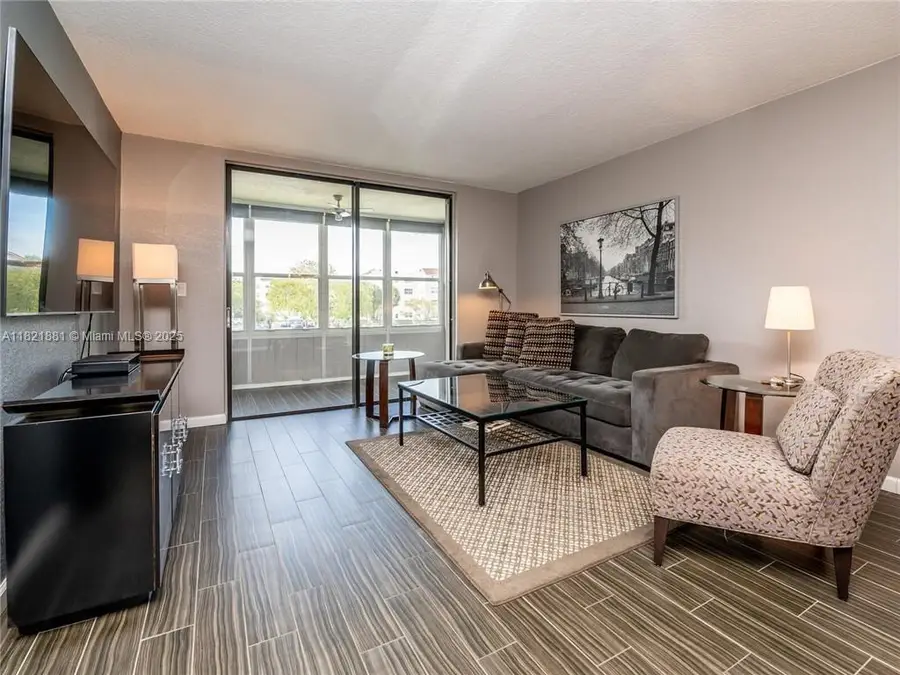 2860 Somerset Dr #210K, Lauderdale Lakes, FL 33311 - Image #2