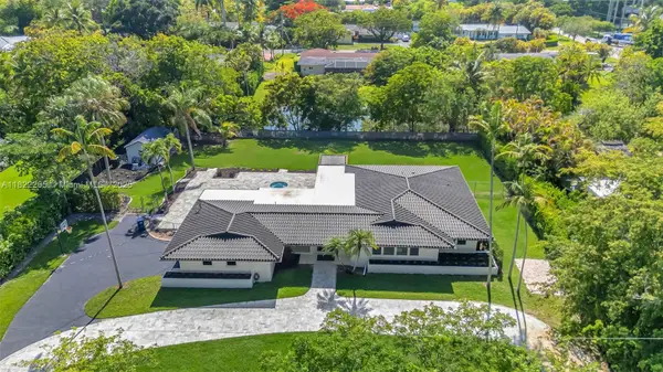 11230 SW 69th Ct, Pinecrest, FL 33156